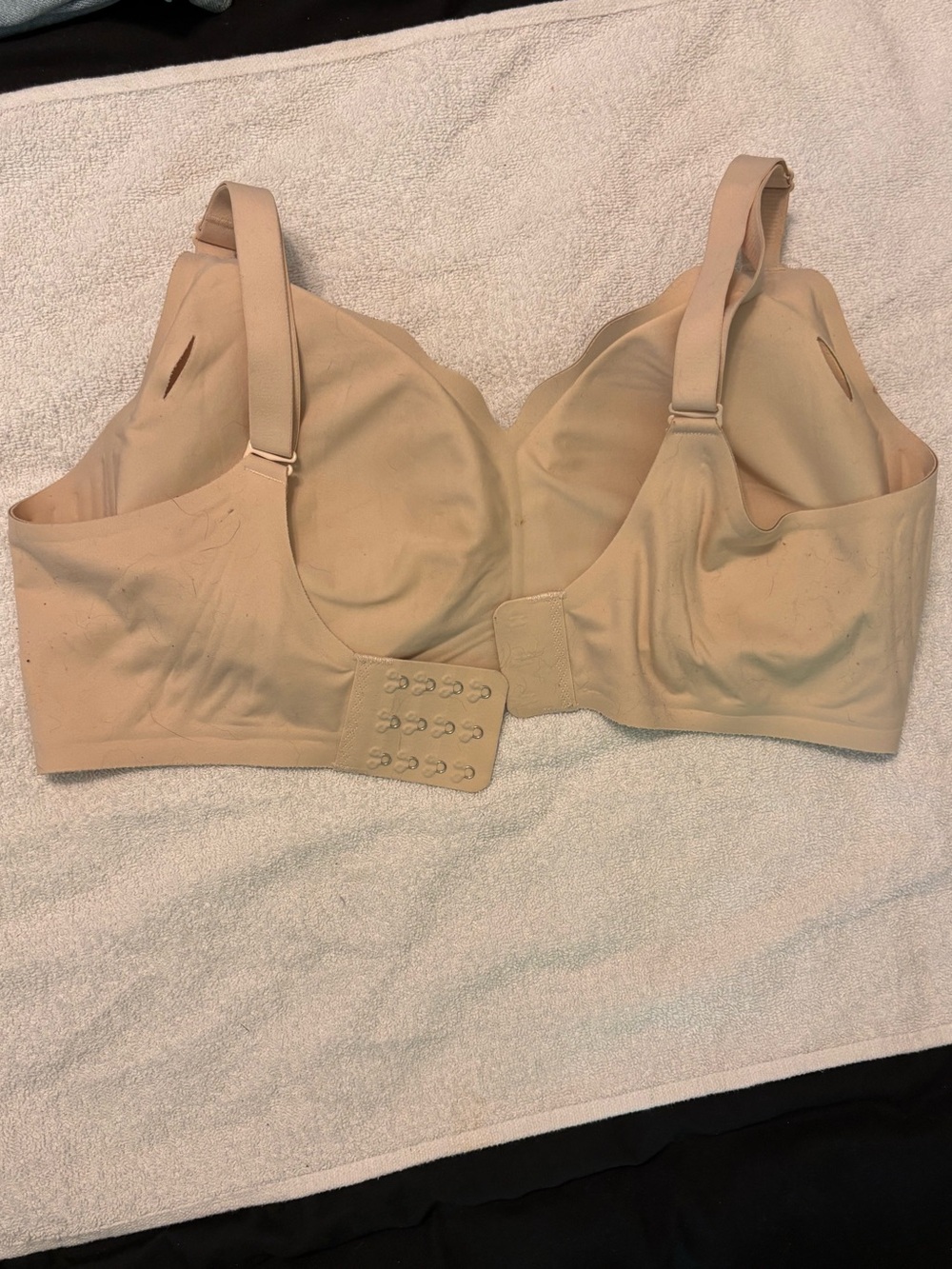 Bra with no underwire